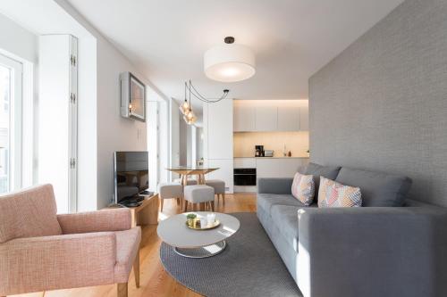 FLH Chiado Elegant Apartment
