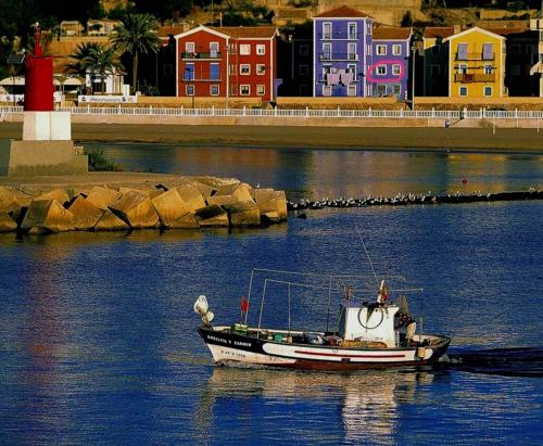 Autentica vivienda de pescadores en primerisima linea de playa