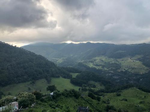 Un paisaje natural cerca de la casa vacacional