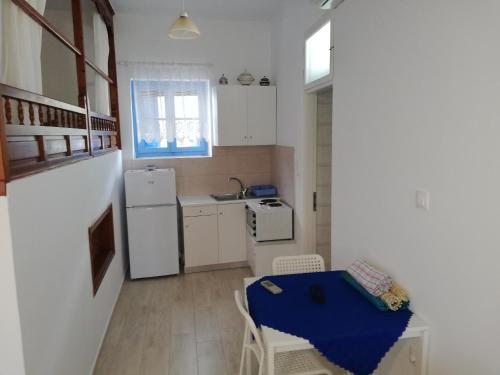 Gallery image of Blue House in Acherounes
