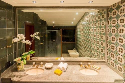Phòng tắm tại Bravacasa Geriba Búzios Luxury Inn