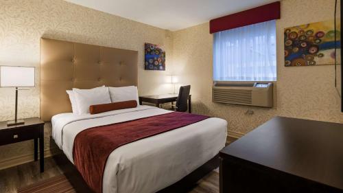 Best Western Plus Montreal Downtown- Hotel Europa Image