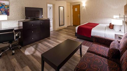 Best Western Plus Montreal Downtown- Hotel Europa