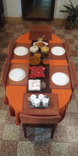 A restaurant or other place to eat at Govindamangalam Homestay