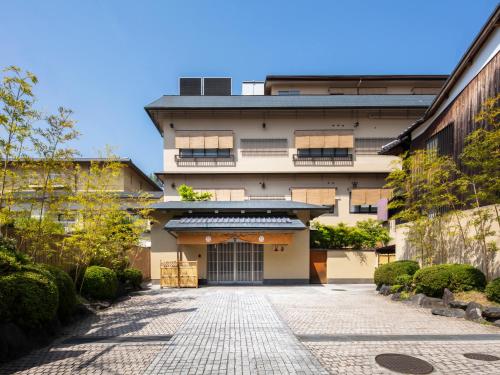 Bangunan di mana terletaknya ryokan