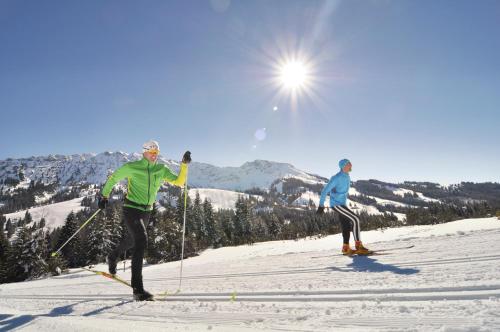 Ospiti di Alpin Lodges - Moderne Appartements mit Zugang zu 3000 qm SPA Panoramahotel Oberjoch