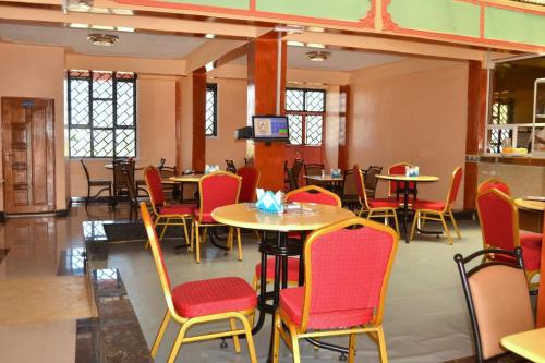 Εστιατόριο ή άλλο μέρος για φαγητό στο Tourgate Hotel