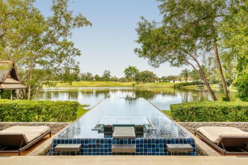 Banyan Tree Phuketにある庭
