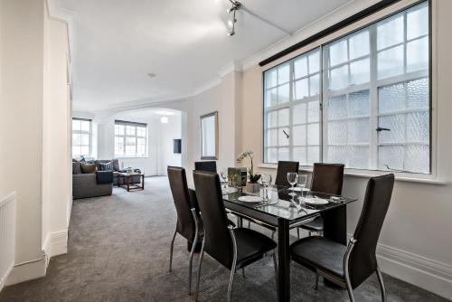 Gallery image of Regents Park Apartments in London