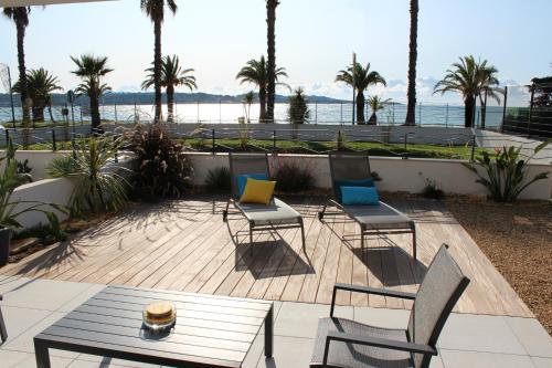 O FIL DE L'EAU BANDOL - App A05 - T3 avec Jardin et terrasse