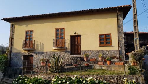 Casa de Aldea La Abuela Herminia, Colunga – Bijgewerkte ...