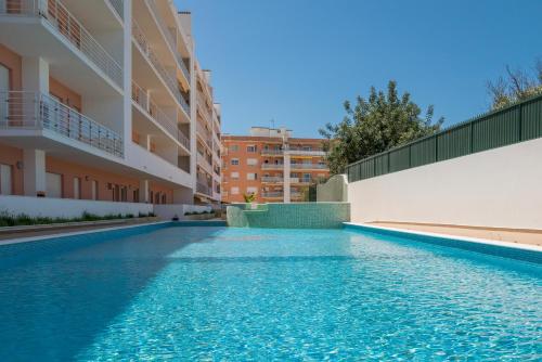 Central Modern 2 Bed Apartment Armacao De Pera