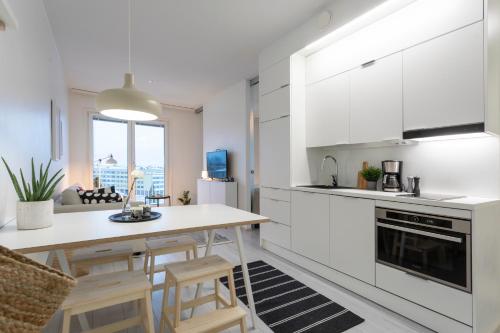 Kuchyň nebo kuchyňský kout v ubytování Vasko luxurious suites, Davvi