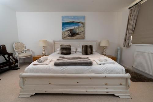 Gallery image of Stunning Beach Front house - Sleeps 6 in Pwllheli