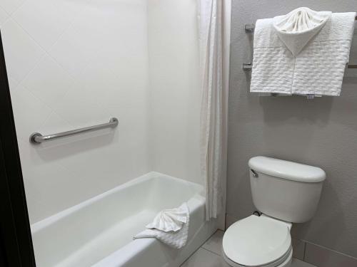 Koupelna v ubytování Best Western Plus Oklahoma City Yukon