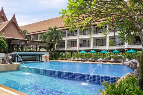 Kolam renang di atau di dekat Deevana Patong Resort & Spa - SHA Extra Plus