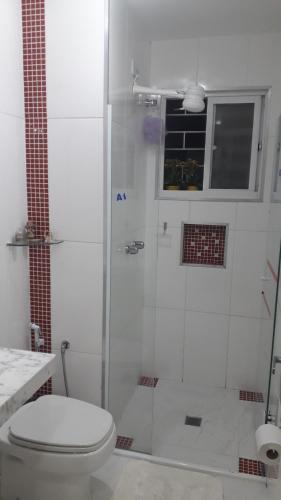 Koupelna v ubytování Casa com garagem em condomínio