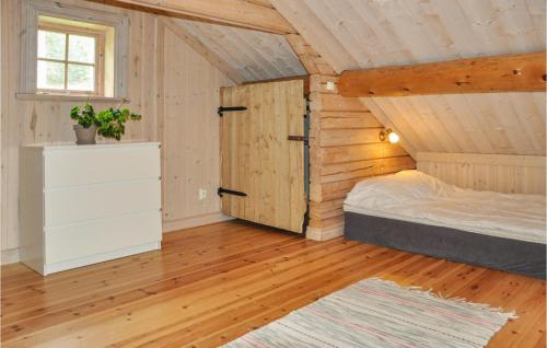 Кровать или кровати в номере Beautiful Home In Lysvik With Sauna