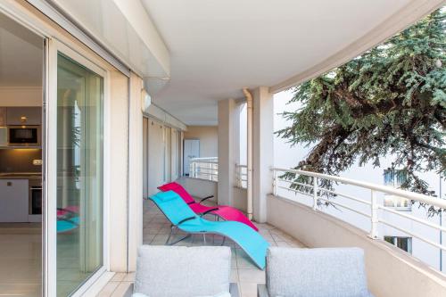 MARTINEZ HOTEL AREA: Modern 3 bedrooms w/ terrace