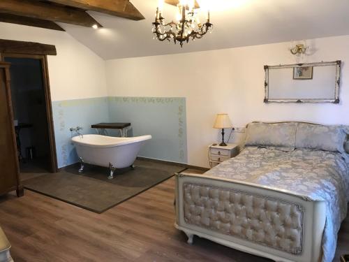 Kamar mandi di Villa Aromatique