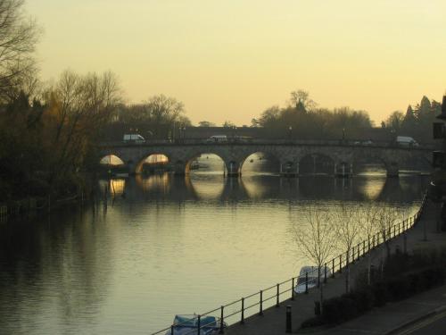 Gallery image of Uno Thames Riverside Hotel in Maidenhead