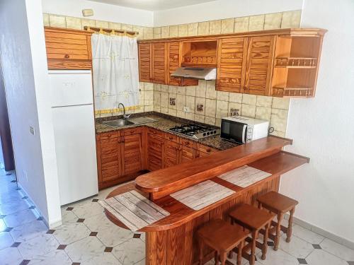 Kuchyň nebo kuchyňský kout v ubytování VV Dúplex Los Cancajos "by henrypole home"