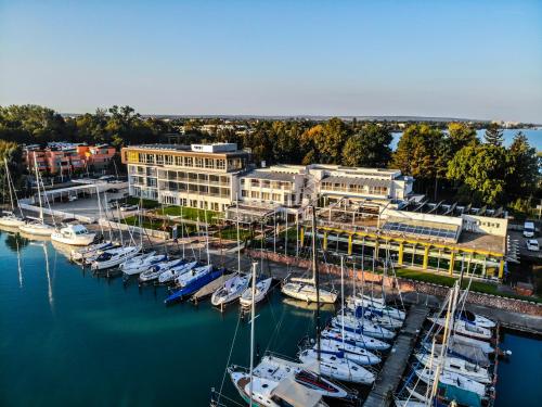 Hotel Yacht Wellness Business Siofok Updated 2021 Prices
