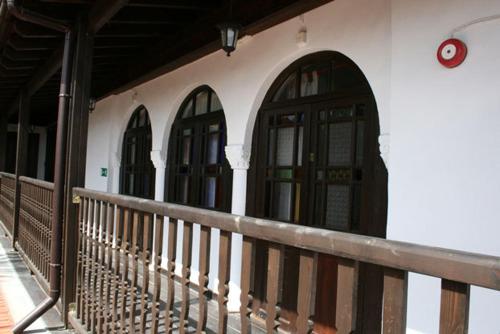En balkong eller terrass på The Bunch Of Grapes Inn