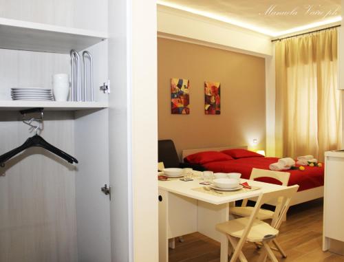 Ένα ή περισσότερα κρεβάτια σε δωμάτιο στο SEAFRONT APARTMENT SALERNO