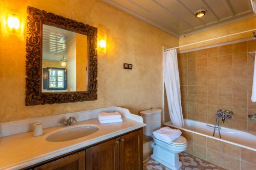 Bathroom sa Villa Scirocco