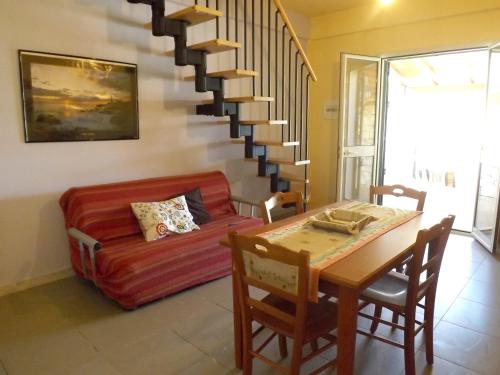 3 bedrooms house at Kaukana Ragusa 150 m away from the beach with furnished terrace