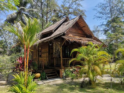 Gallery image of Hapla beach cottage in Ko Kho Khao