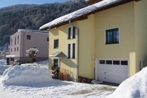 Nespecifikovaný výhled na hory nebo výhled na hory při pohledu z apartmánu