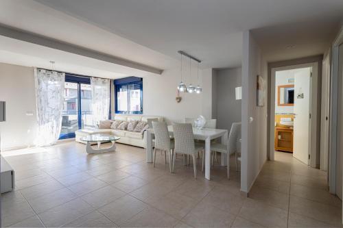 Sueños De Mar, 3 dormitorios, by Bookindenia