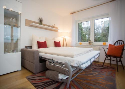 Tempat tidur dalam kamar di Ferienwohnung Little Home in Winterberg-Neuastenberg