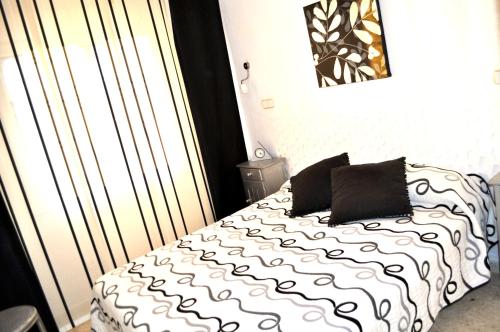 Retiro, 1 dormitorio by Bookindenia