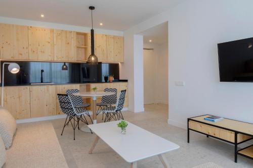 Dapur atau dapur kecil di HM Ayron Park - Adults Only