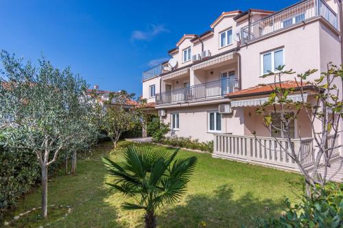 Apartments Istriensonne - Haus Anto