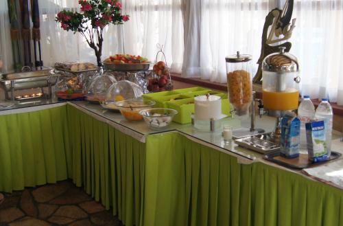 Jídlo v penzionu nebo okolí