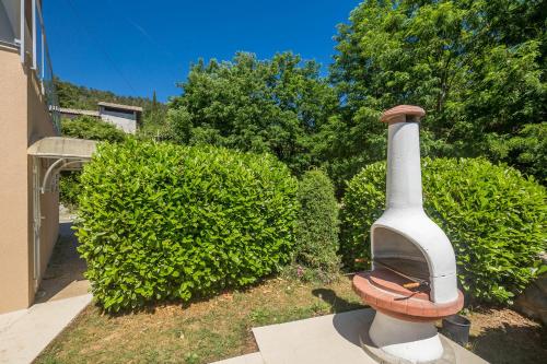 Luxury villa Vista with pool and sea view