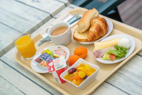 Opcije za doručak na raspolaganju gostima u objektu Hotel CIS Paris Maurice Ravel