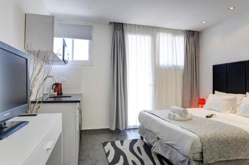 Galeriebild der Unterkunft Geula Suites BY RAPHAEL HOTELS in Tel Aviv