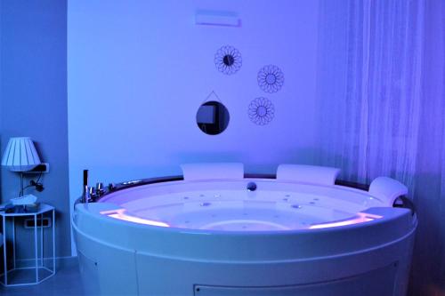 ボローニャにある4 Star Suite SPA - Self Check-Inのギャラリーの写真