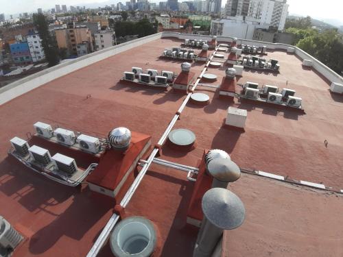 a view of the roof of a building at AUTO HOTEL LEGARIA in Mexico City