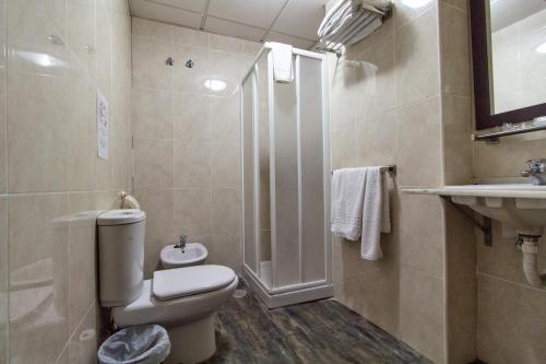 Koupelna v ubytování Nch Hotel Torremolinos
