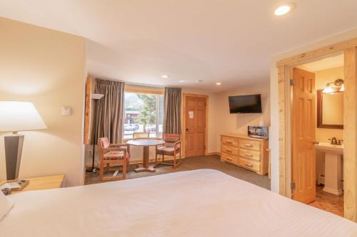 Μια τηλεόραση ή/και κέντρο ψυχαγωγίας στο Discovery Lodge