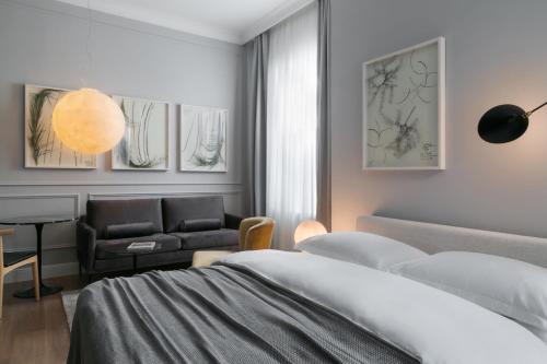 Posteľ alebo postele v izbe v ubytovaní Bumblebee Luxury Apartments