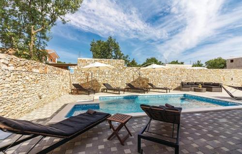 Πισίνα στο ή κοντά στο Holiday Home Ivan