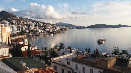 Seaview Apartment Detjoni