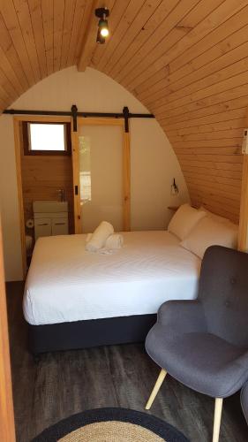 Ένα ή περισσότερα κρεβάτια σε δωμάτιο στο Beechworth Holiday Park